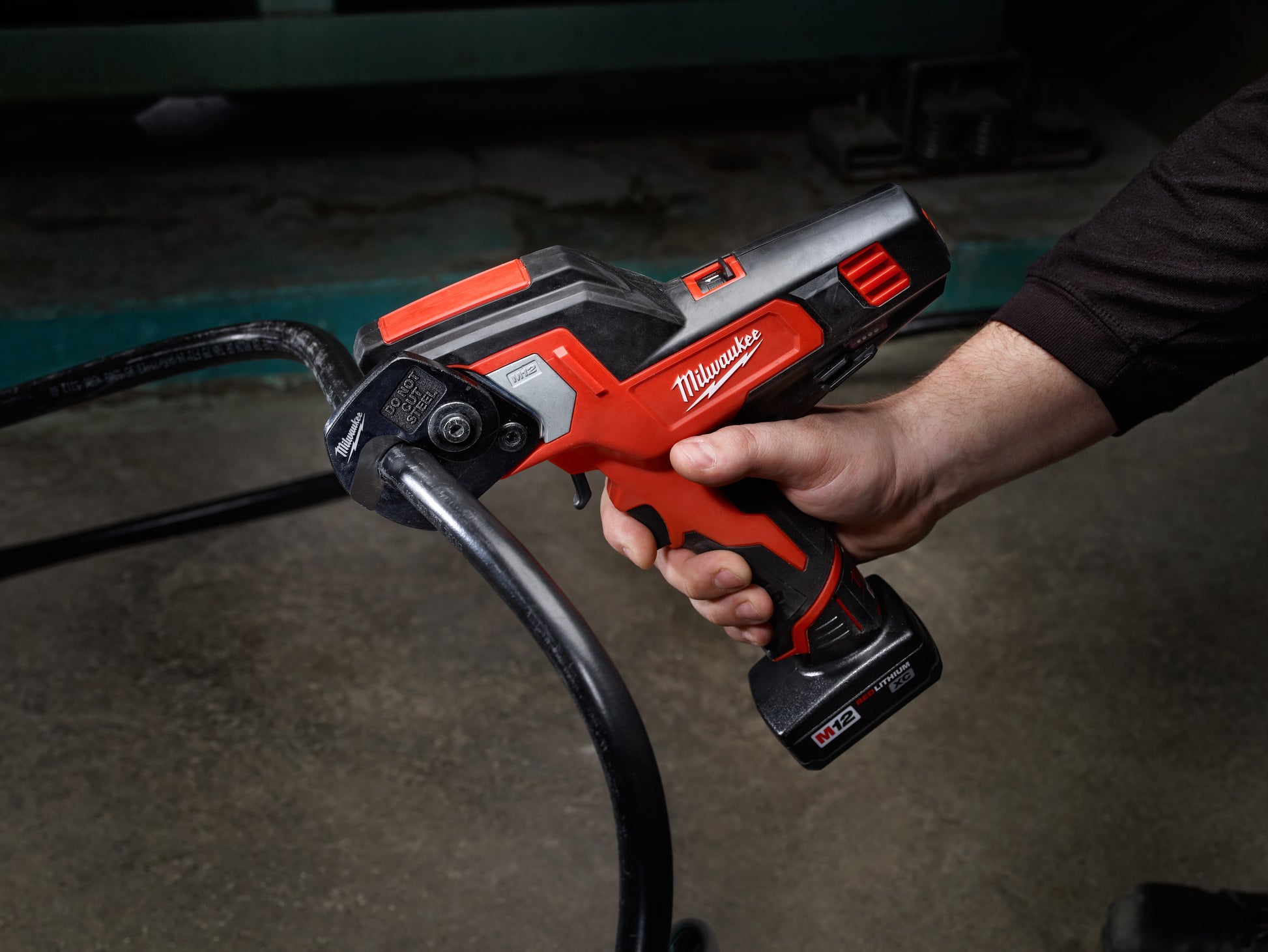 M12™ 600 MCM Cable Cutter Blade