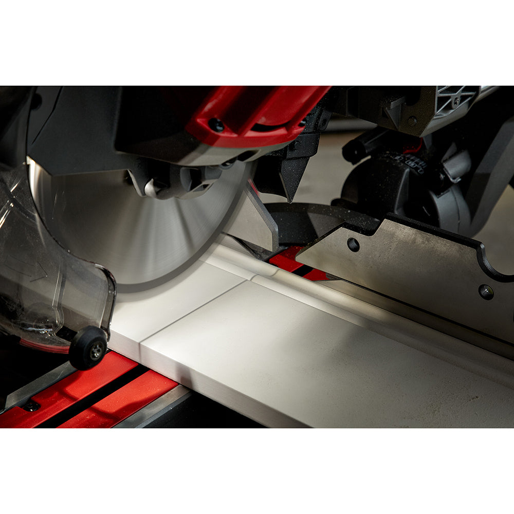 M18 FUEL™ 7-1/4 in. Dual Bevel Sliding Compound Miter Saw