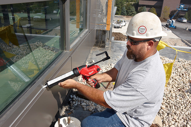 M12™ 10 oz Caulk Gun