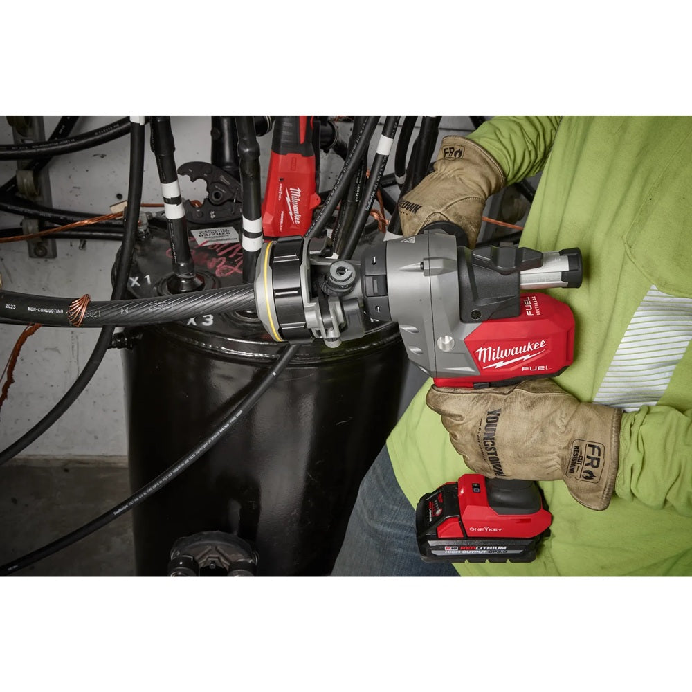 M18 FUEL™ Covered Conductor Cable Stripper Kit w/ Adjustable Bushings
