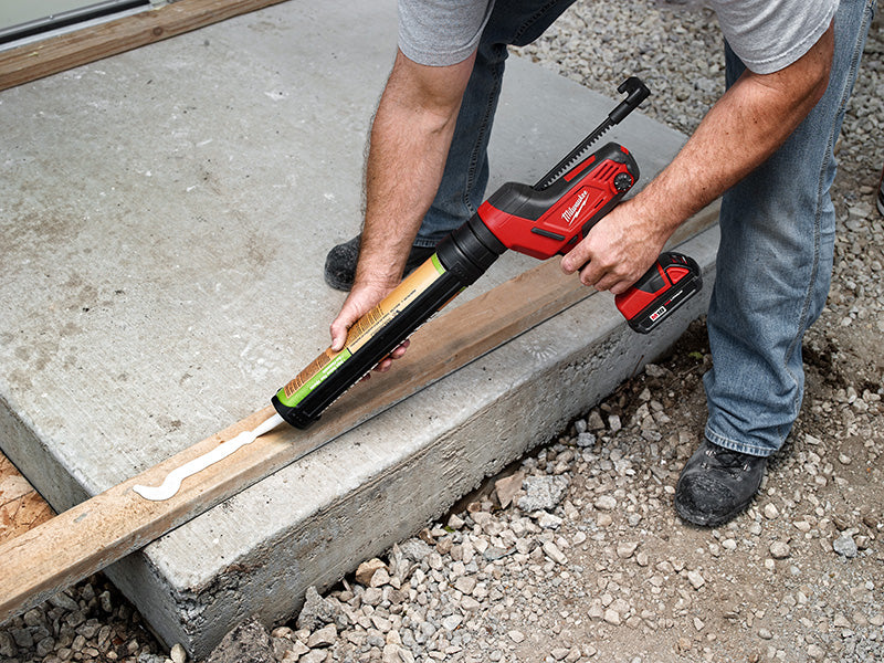 M18™ Cordless 10 oz Caulk and Adhesive Gun