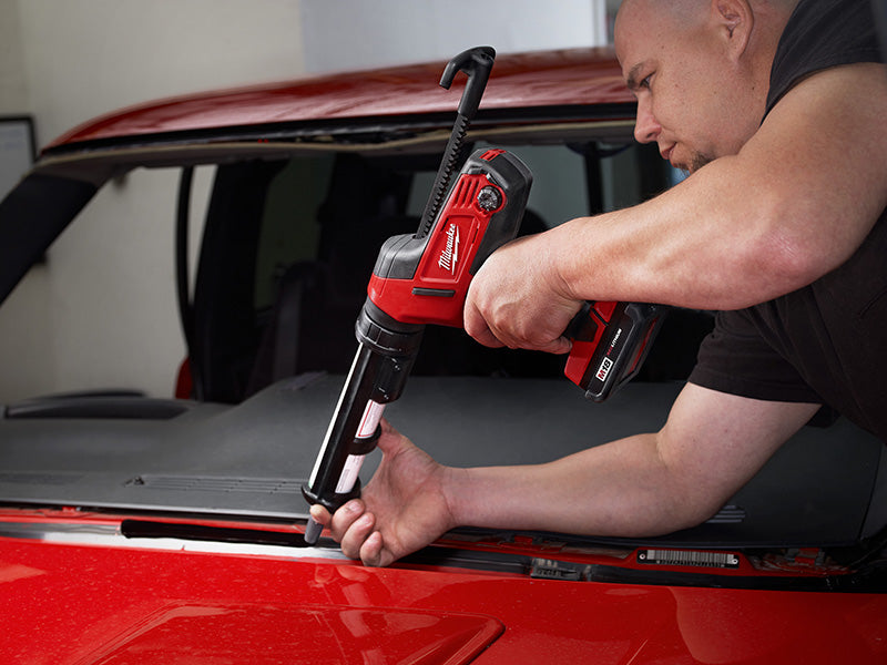 M18™ Cordless 10 oz Caulk and Adhesive Gun
